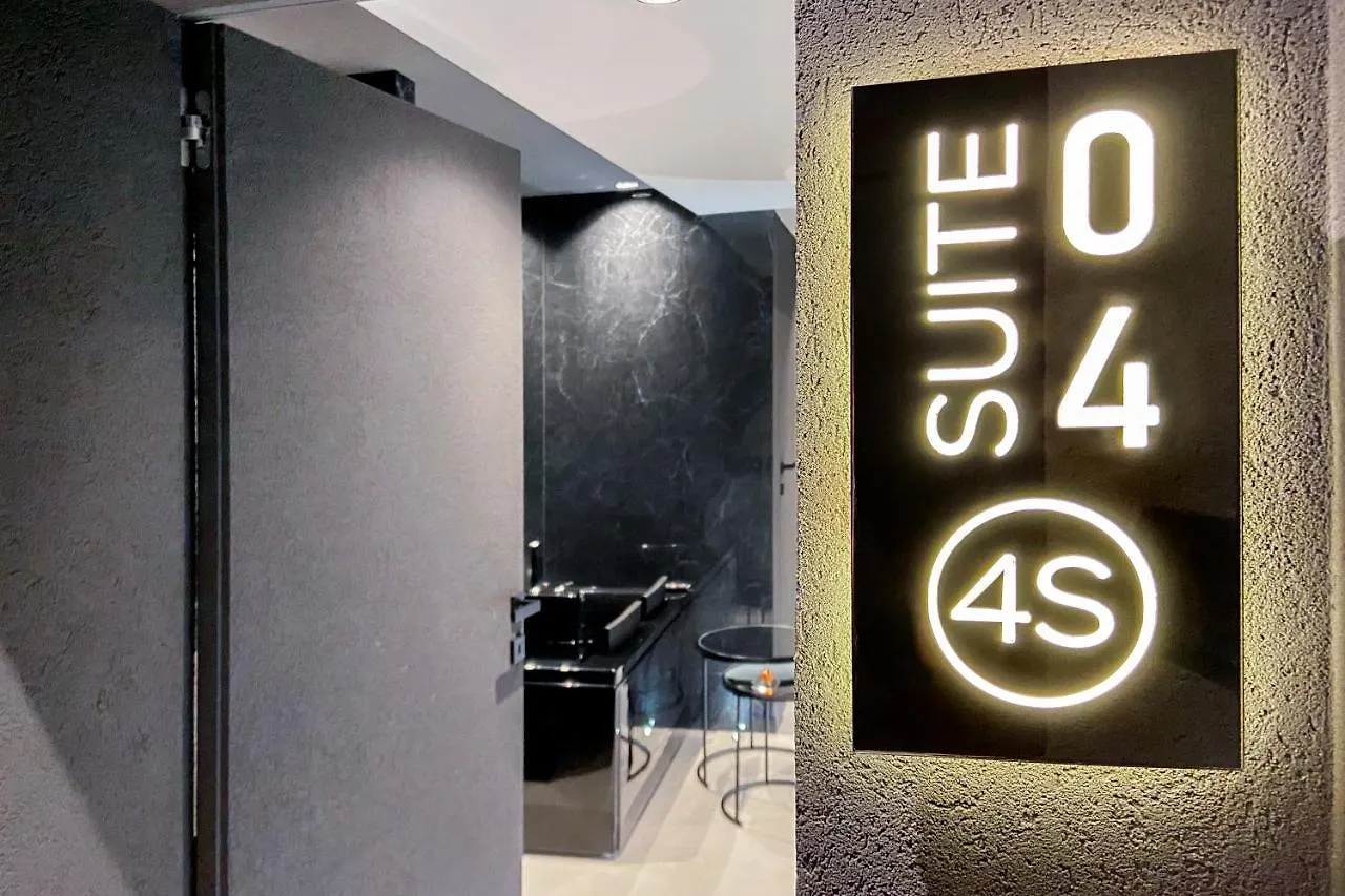 Affittacamere 4 Suites 