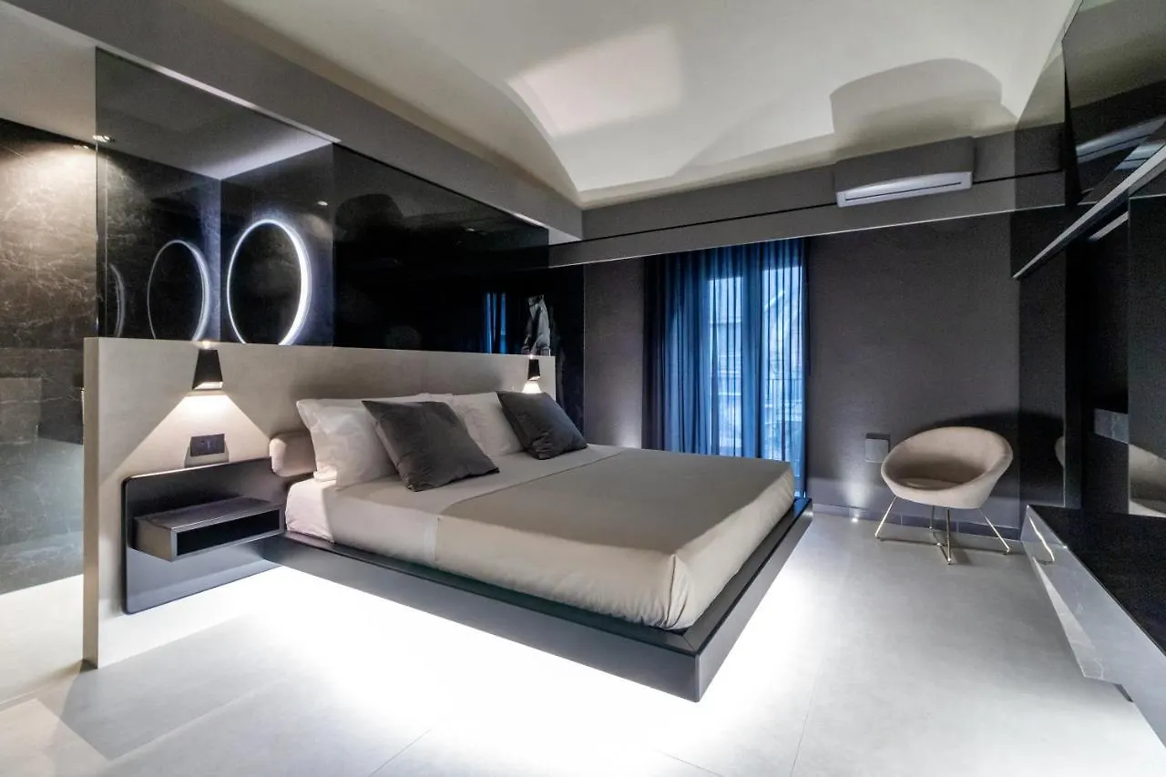 4 Suites  unconventional living rooms Catane