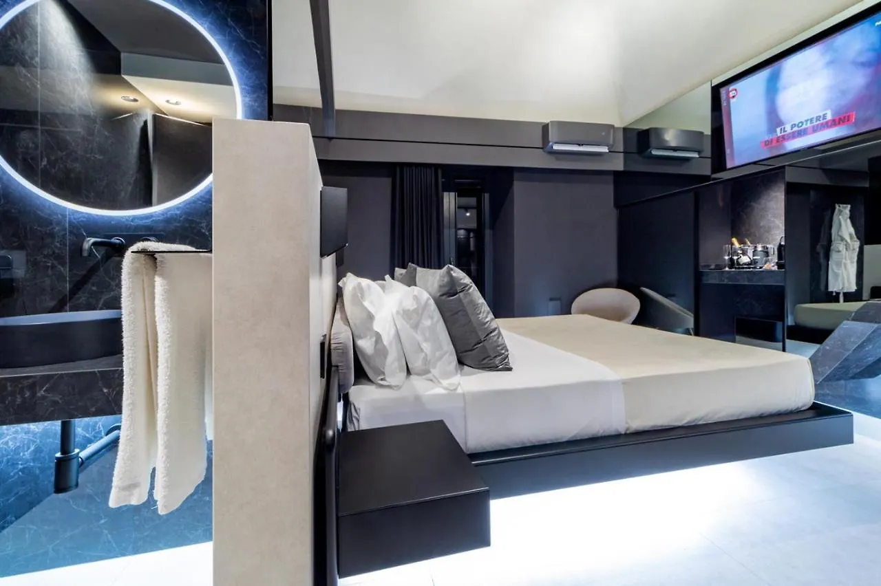4 Suites  unconventional living rooms Catane 0*,  Italie